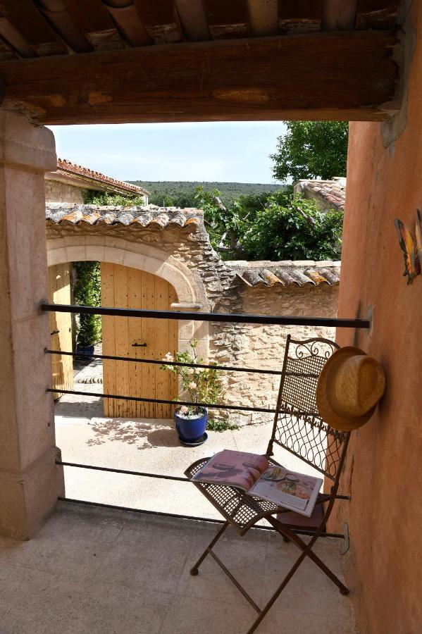 Gite Des Demoiselles En Luberon Roussillon en Isere Exterior foto